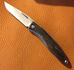 Chris Reeve Mnandi, Inlay Bog Oak, Drop Point, (right hand), MNA-1000